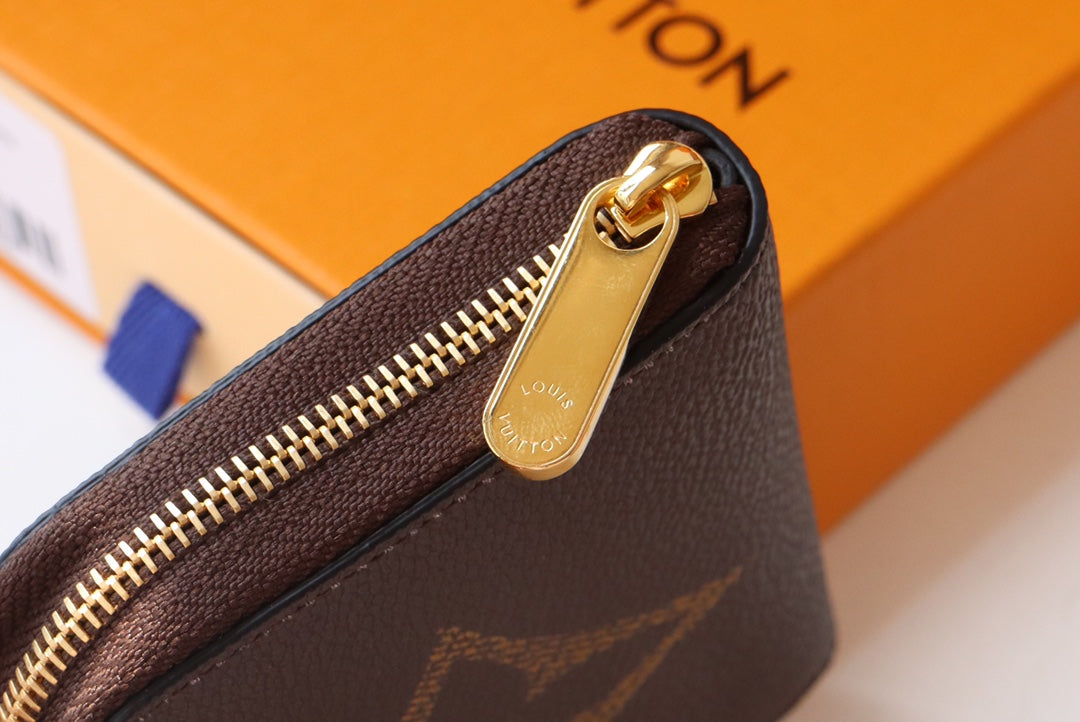 Louis Vuitton Zippy Coin Purse Monogram Giant Canvas
