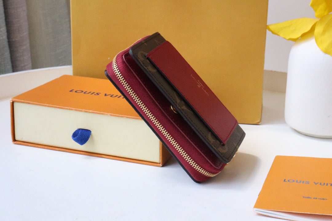 Louis Vuitton 25S Lou Wallet 11 in Fuchsia Pink Monogram Coated Calfskin